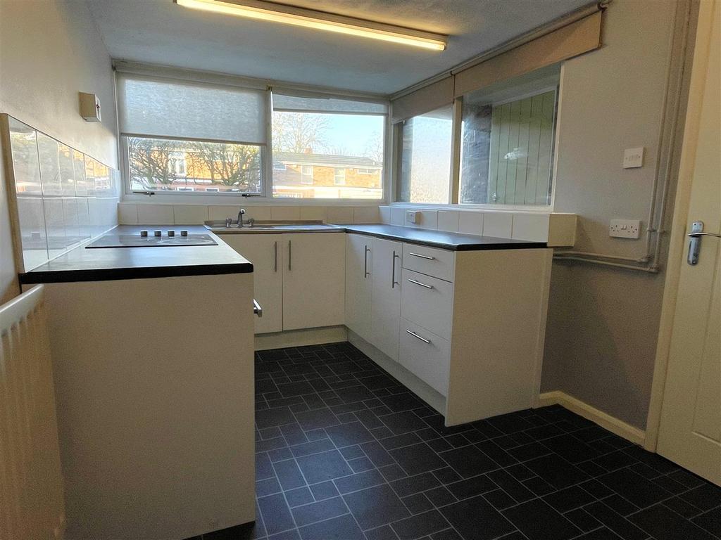 Kitchenuse1.jpg