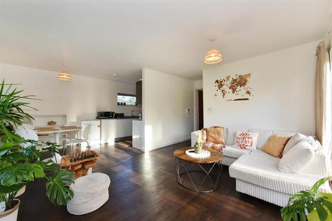 2 bedroom apartment for sale, St Dunstans Mews, London, E1