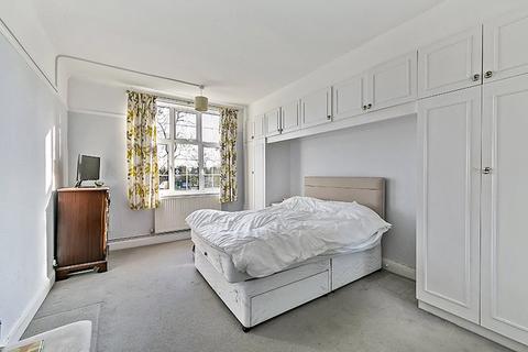 2 bedroom apartment for sale, Gloucester Court, Kew Road, Kew, Surrey, TW9