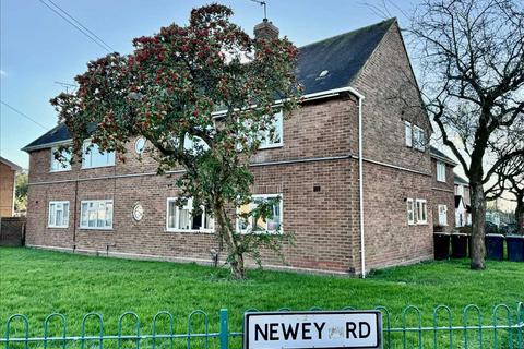 2 bedroom apartment for sale, Newey Road,Ashmore Park, Wednesfield