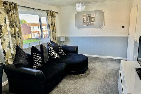 2 bedroom apartment for sale, Newey Road,Ashmore Park, Wednesfield