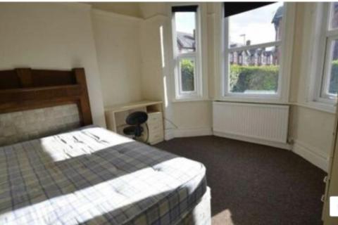 6 bedroom house share to rent, Belgrave Ave