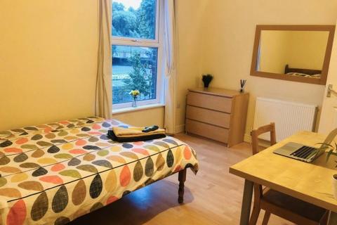 5 bedroom house share to rent, Pomona st