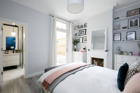 58 Lawrence Road, London, W5 4XH