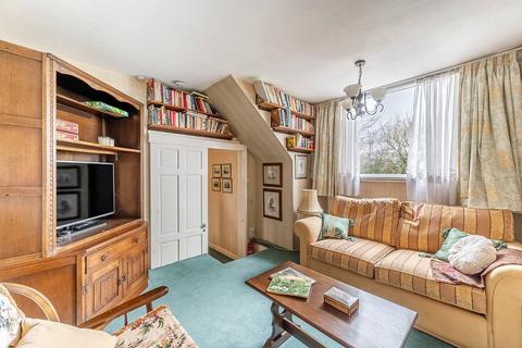 5 bedroom detached house for sale, Wakehams Hill, Pinner, HA5