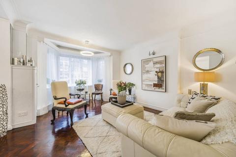 3 bedroom flat to rent, Frognal Lane, Hampstead, London, NW3