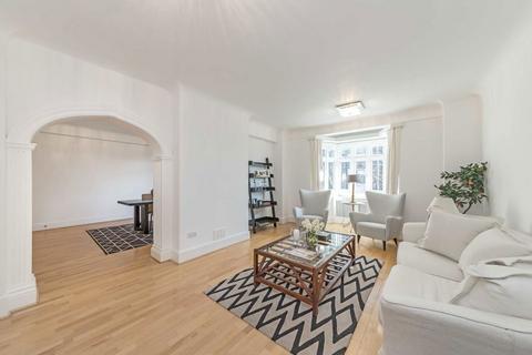 4 bedroom flat for sale, Hall Road, London NW8