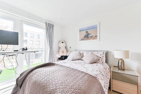 2 bedroom flat for sale, Grove Park, Colindale, London, NW9