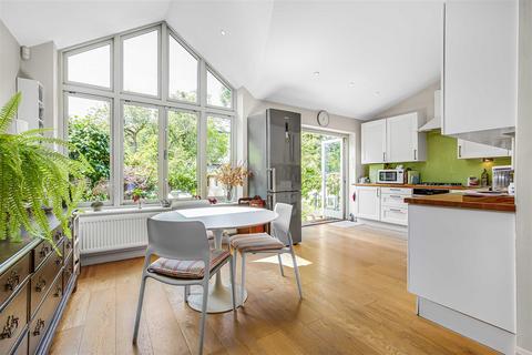 2 bedroom flat for sale, Leinster Avenue, East Sheen, SW14