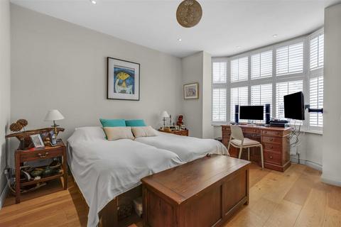 2 bedroom flat for sale, Leinster Avenue, East Sheen, SW14