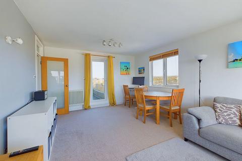 2 bedroom flat for sale, Cromwell Court, Cromwell Road, Hove, BN3 3EF