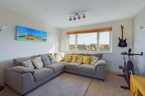 2 bedroom penthouse for sale, Cromwell Court, Cromwell Road, Hove, BN3 3EF