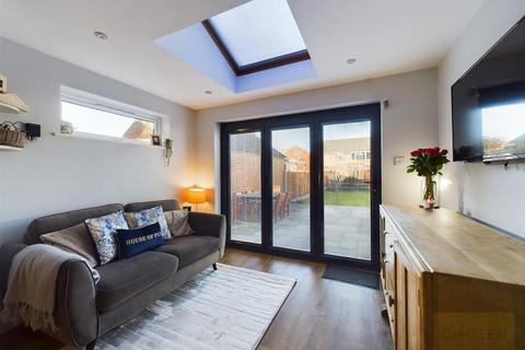 31 Arle Drive, Cheltenham, GL51 8HU