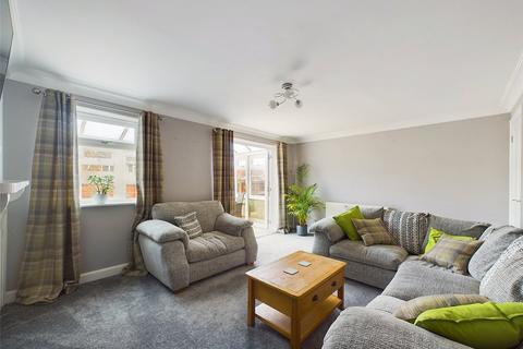 3 bedroom end of terrace house for sale, Abbotswood Road, Brockworth, Gloucester, Gloucestershire, GL3