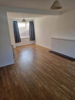 3 bedroom end of terrace house to rent, Keble Road, Bicester OX26