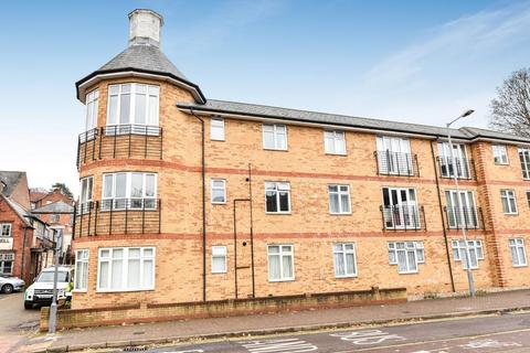 1 bedroom apartment to rent, Temple End,  High Wycombe,  HP13