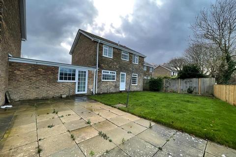 4 bedroom house to rent, Northfield Way, Scarborough YO13