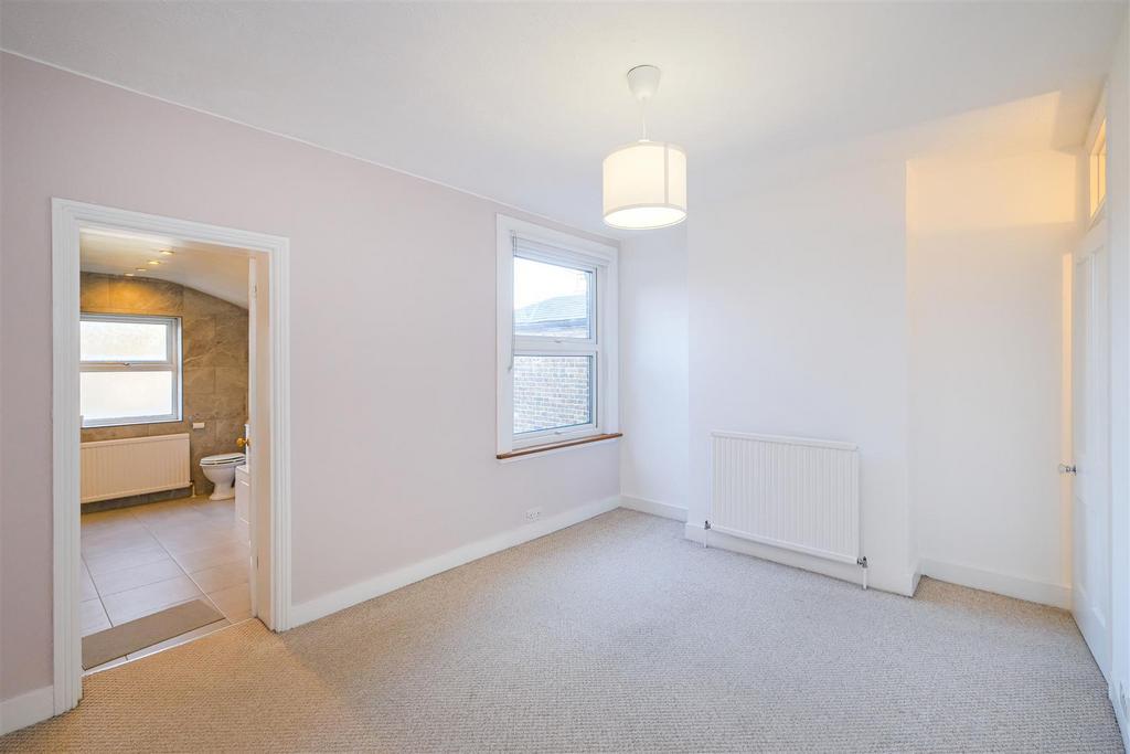 6 Walpole road-23.jpg