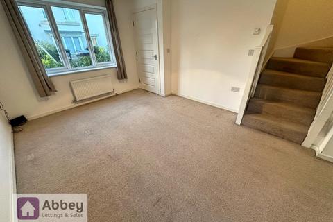 2 bedroom detached house to rent, Hattersley Way, Leicester