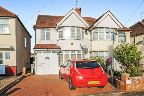 4 bedroom semi-detached house for sale, Princes Avenue, London NW9