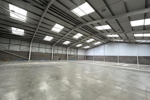 Industrial unit to rent, 21 Buntsford Drive, Bromsgrove, Worcestershire, B60 3AJ