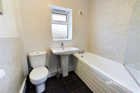 15 Reynolds Avenue, Chessington, KT9 2LQ