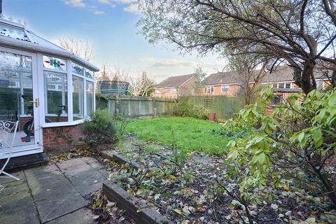 4 bedroom detached house for sale, Bryony Gardens, Gillingham