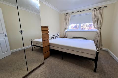 2 bedroom flat for sale, Westwood Road, Southampton SO17