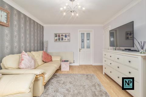 3 bedroom semi-detached house for sale, Foxglove, Amington, B77