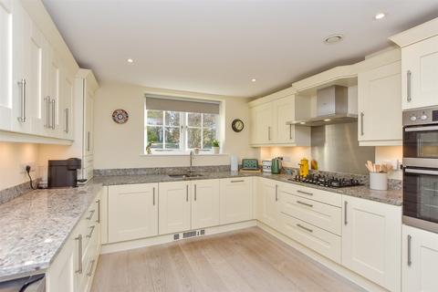 4 bedroom terraced house for sale, Church Hill, Hernhill, Faversham, Kent