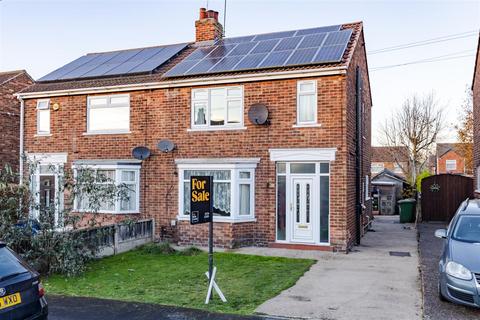 3 bedroom semi-detached house for sale, Lister Road, Scunthorpe