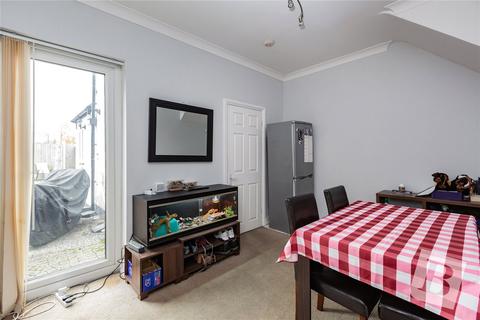13 Cotleigh Road, Romford, RM7 9AS