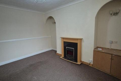 3 bedroom terraced house to rent, West Avenue, Leigh WN7