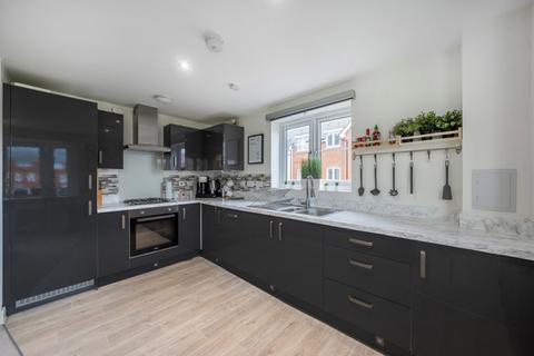 2 bedroom apartment for sale, Elm Drive, Woodley, Reading