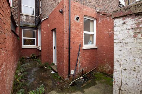 6 bedroom house of multiple occupation for sale, Weaste Lane, Salford M5