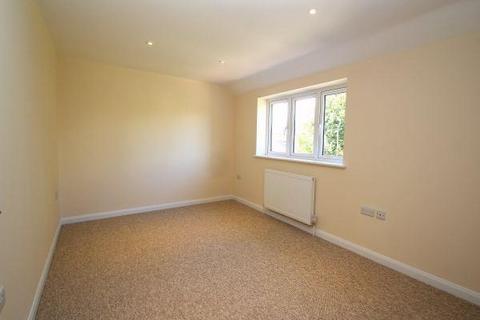 3 bedroom semi-detached house to rent, Anslow Gardens, Iver SL0