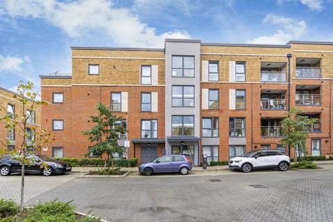 3 bedroom apartment to rent, Arla Place, Ruislip, HA4