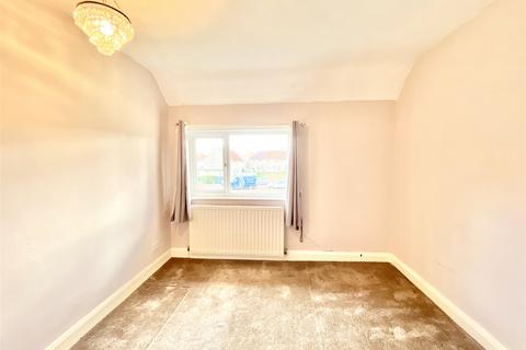 2 Broadpool Terrace, Whickham, Newcastle Upon Tyne, NE16 4RF