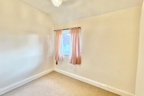 2 Broadpool Terrace, Whickham, Newcastle Upon Tyne, NE16 4RF