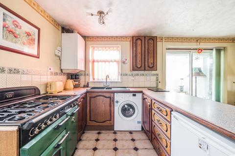 1 bedroom bungalow for sale, Adelaide Gardens, Gloucestershire GL10