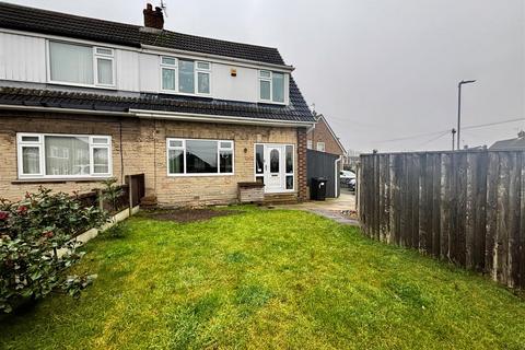 3 bedroom semi-detached house for sale, White Rose Avenue, Garforth, Leeds