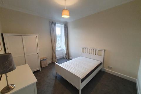 3 bedroom flat to rent, Viewforth Terrace, Edinburgh, EH10