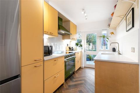 2 bedroom apartment to rent, Falkland Road, London, N8