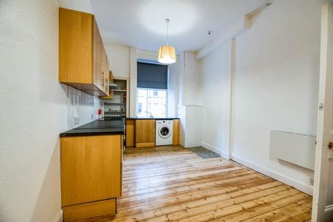 2 bedroom flat to rent, 4026L Bruntsfield Avenue, Edinburgh, EH10 4EL