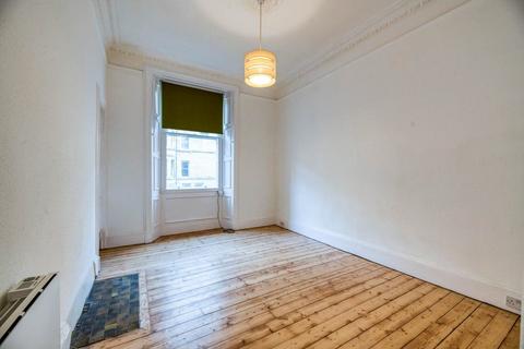 2 bedroom flat to rent, 4026L Bruntsfield Avenue, Edinburgh, EH10 4EL