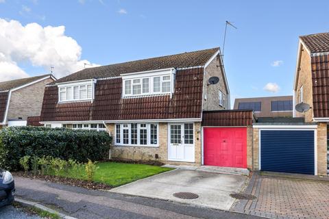 3 bedroom semi-detached house for sale, Landen Park, Horley RH6