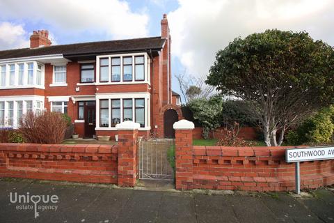 Southwood Avenue,  Fleetwood, FY7