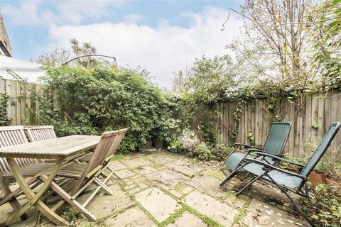 4 bedroom house for sale, Dinsdale Road, London SE3