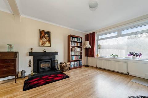 23 Lewis Crescent, Kilbarchan, Johnstone, PA10 2HB