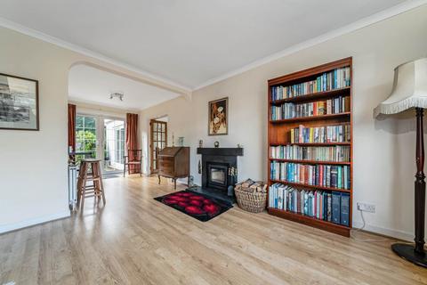 23 Lewis Crescent, Kilbarchan, Johnstone, PA10 2HB